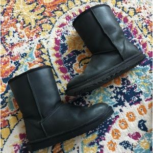 UGG classic short leather black boots